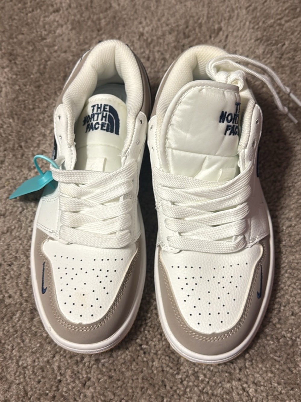 The North Face Kids White & Taupe Low-Top Sneakers
